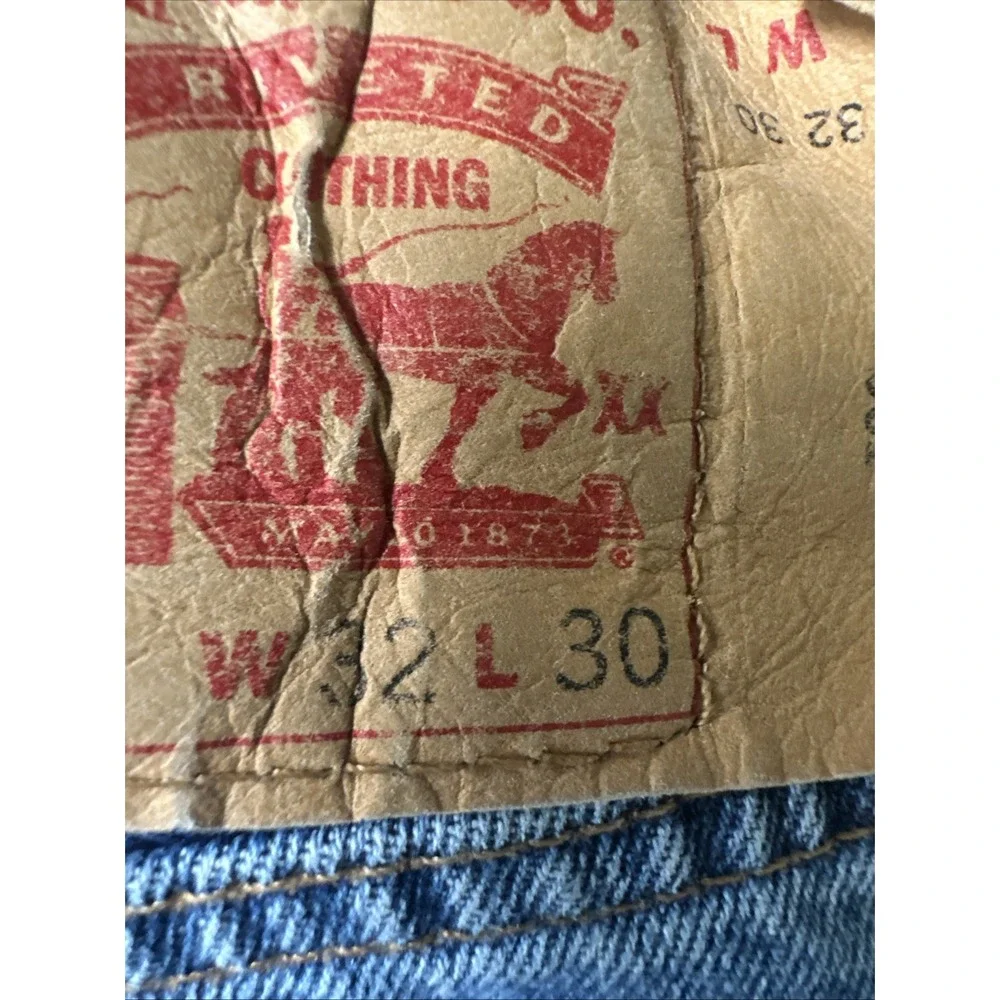 Levis 501 Jeans Men's Size 32x30 Medium Wash Denim Blue Button Fly 2017 Mexico